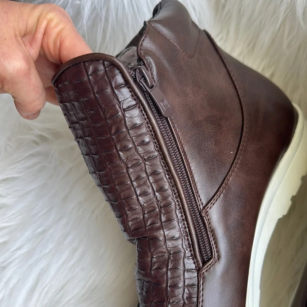 Men’s Brown Crocodile Embossed Leather Look Ankle Boots with Side Zippers Sz 12 - Picture 3 of 6
